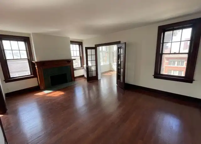 Property at 2101 N Pennsylvania St #5, Indianapolis, IN, 46202, 3 beds, 1.5 baths, [object Object]