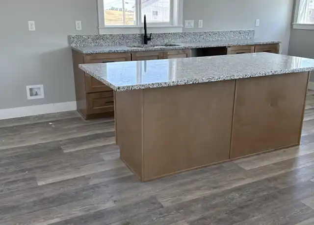 Property at 1298 Cassia Ave Unit 2, Idaho Falls, ID, 83402, 2 beds, 2 baths, [object Object]