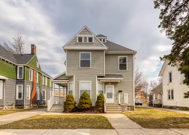 Property at 850 Lafayette Ave SE Unit 2, Grand Rapids, MI, 49507, 4 beds, 2 baths, [object Object]