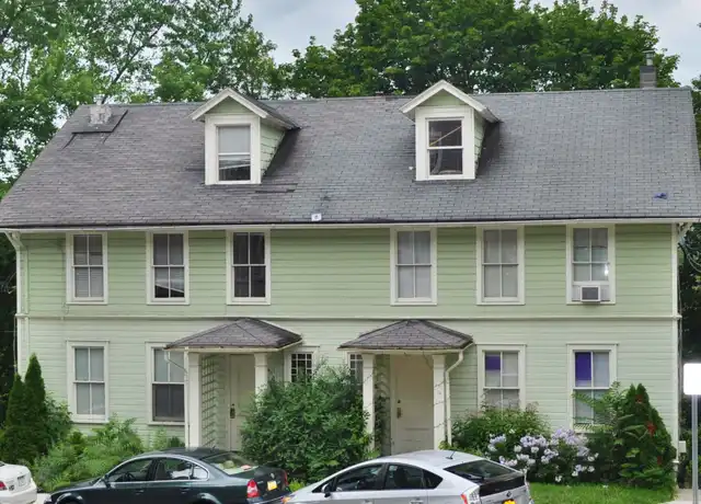 Property at 112 Highland Pl Unit 2, Ithaca, NY, 14850, 5 beds, 2 baths, [object Object]