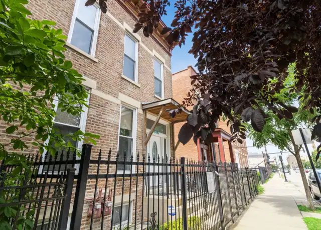 Property at 616 S Oakley Blvd #2, Chicago, IL, 60612, 2 beds, 2 baths, [object Object]
