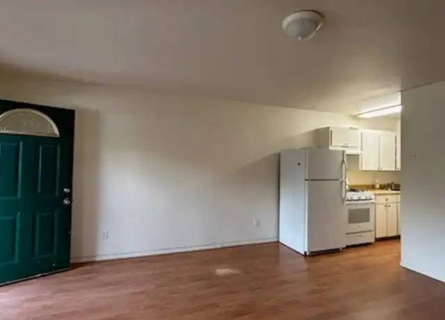 Property at 607 W Tucson Ave Unit 4, Flagstaff, AZ, 86001, 1 bed, 1 bath, [object Object]
