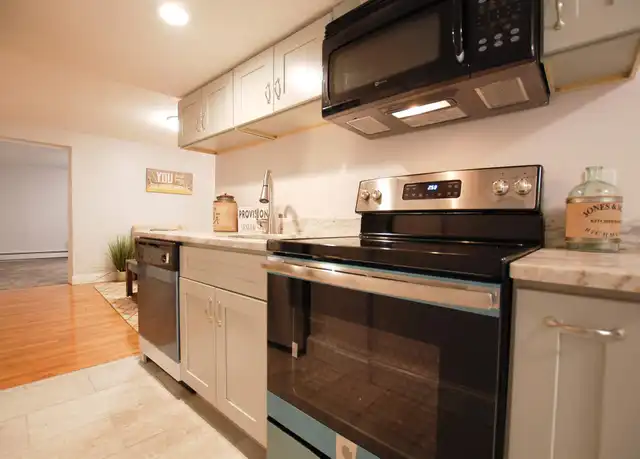 Property at 141 Chiswick Rd Unit 2B, Brighton, MA, 02135, 3 beds, 2 baths, [object Object]