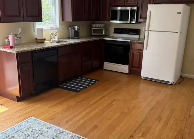 Property at 308 Grant Ave, Bayville, NJ, 08721, 2 beds, 1 bath, [object Object]