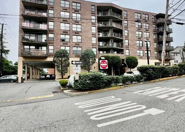 Property at 200 Division St Unit 5J, Cliffside Park, NJ, 07010, 1 bed, 1 bath, [object Object]