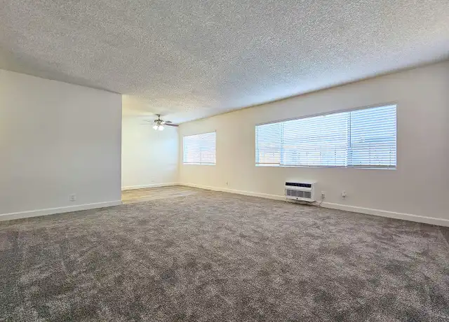 Property at 193 W Park Ave Unit T, El Cajon, CA, 92020, 1 bed, 1 bath, [object Object]