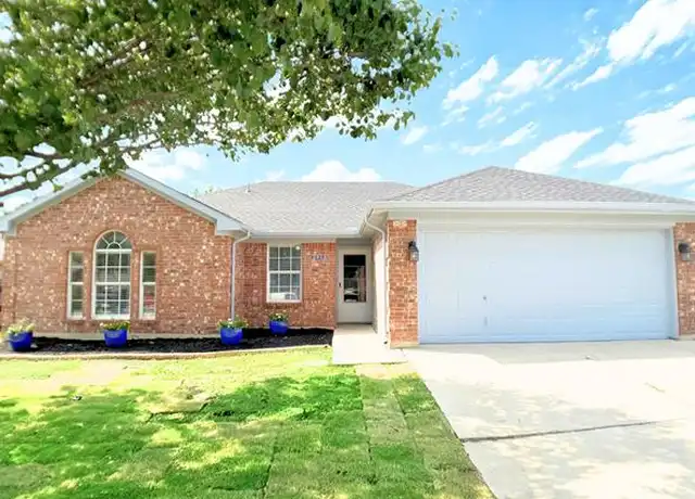 Property at 3913 Periwinkle Dr, Fort Worth, TX, 76137, 3 beds, 2 baths, [object Object]
