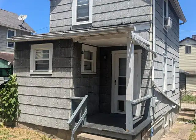 Property at 908 Fallowfield Ave, Charleroi, PA, 15022, 2 beds, 1 bath, [object Object]