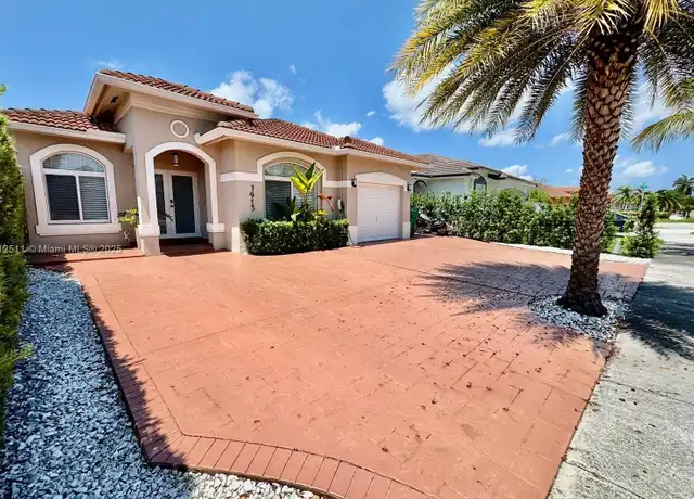 Property at 7915 NW 200th Ter, Hialeah, FL, 33015, 2 beds, 2 baths, [object Object]