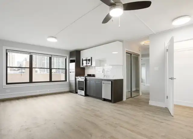 Property at 5858 N Sheridan Rd, Chicago, IL, 60660, 2 beds, 1 bath, [object Object]