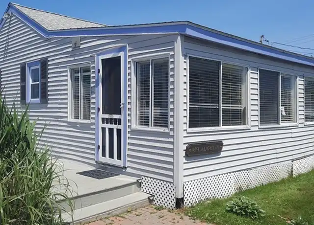 Property at 2 McArthur Ln, Marshfield, MA, 02050, 2 beds, 1 bath, [object Object]