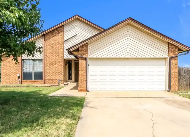 Property at 11601 SW 4th Ter, Yukon, OK, 73099, 3 beds, 2 baths, [object Object]