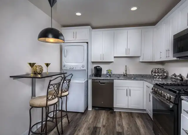 Property at Elkridge Estates - 6025 Roland Ave, Baltimore, MD, 21210, 2 beds, 2 baths, [object Object]