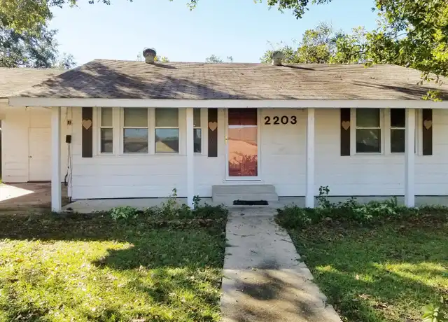 Property at 2203 26th St, Pascagoula, MS, 39581, 3 beds, 2 baths, [object Object]