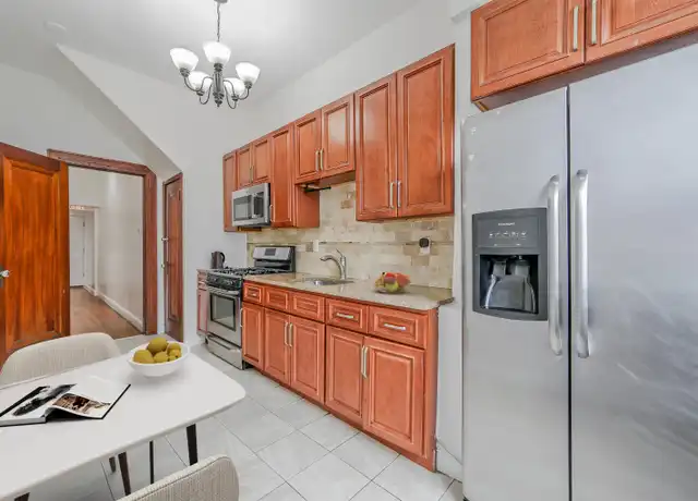 Property at 212 69th St Unit 1, Guttenberg, NJ, 07093, 2 beds, 1 bath, [object Object]