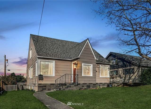 Photo of 209 E Cedar St, Mount Vernon, WA 98273