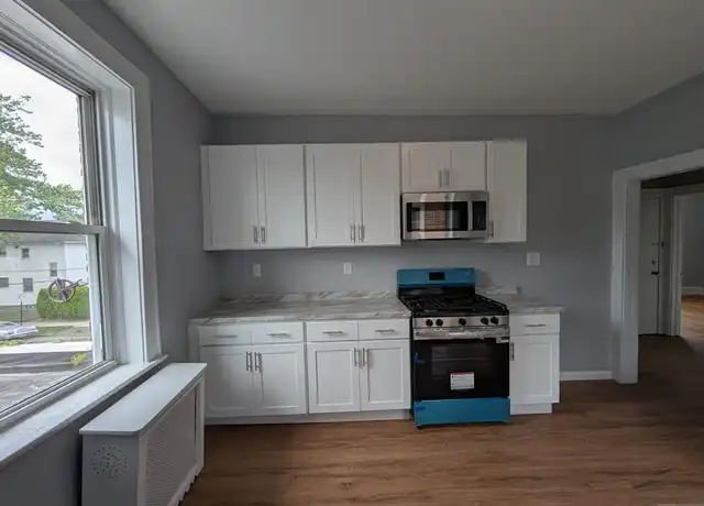 Property at 506 S 13th St Unit 2nd floor, Newark, NJ, 07103, 2 beds, 1 bath, [object Object]