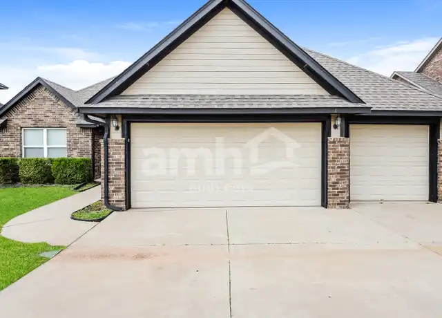 Property at 9017 NW 84th St, Yukon, OK, 73099, 3 beds, 2 baths, [object Object]