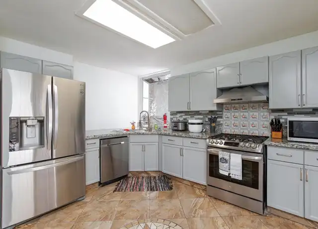Property at 1825 Casa Verde Dr, North Las Vegas, NV, 89031, 1 bed, 1 bath, [object Object]