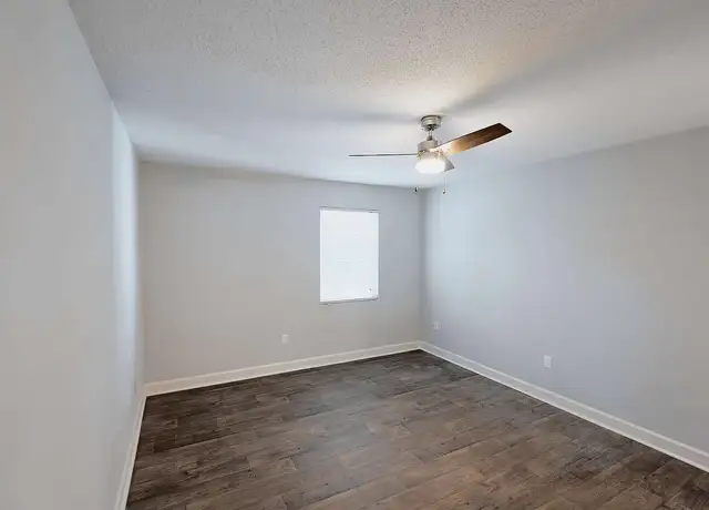 Photo of 1054 Anna Knapp Blvd, Mt Pleasant, SC 29464