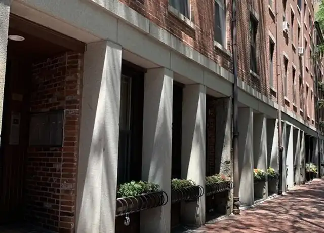 Property at 120 Commercial St Unit 1-3, Boston, MA, 02109, 1 bed, 1 bath, [object Object]