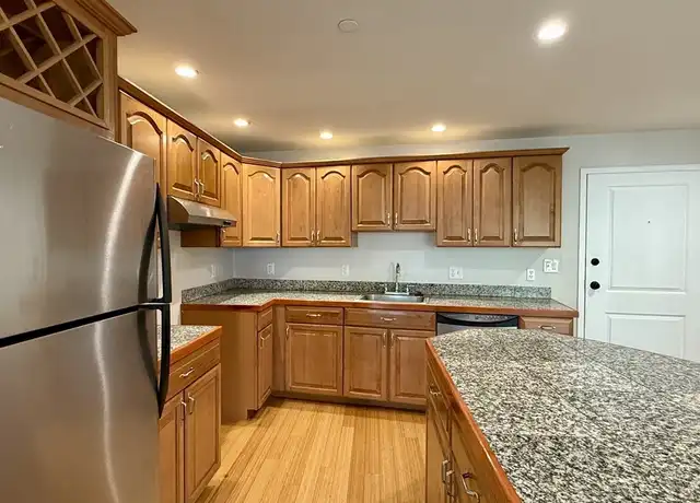 Property at 409 Main St Unit 302, Woburn, MA, 01801, 2 beds, 1 bath, [object Object]