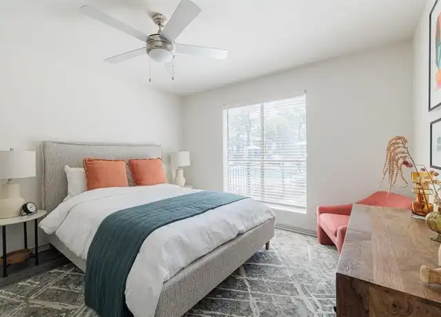 Property at 200 Hollow Tree Ln Unit 1107-2, Houston, TX, 77090, 1 bed, 1 bath, [object Object]