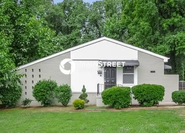 Property at 1431 Chelveston Dr, Charlotte, NC, 28208, 3 beds, 1.5 baths, [object Object]