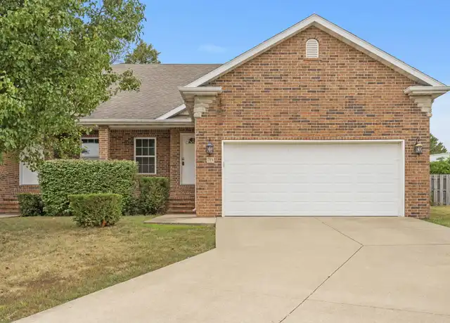 Property at 719 E Watermill Cir, Ozark, MO, 65721, 3 beds, 2 baths, [object Object]