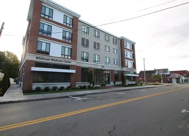Property at 629 Washington St Unit 208, Whitman, MA, 02382, 1 bed, 1 bath, [object Object]