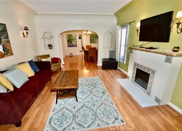 Property at 311 S Cloverdale Ave, Los Angeles, CA, 90036, 2 beds, 2 baths, [object Object]