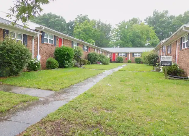 Property at 2118 Everitt St Unit F, Greensboro, NC, 27401, 2 beds, 1 bath, [object Object]