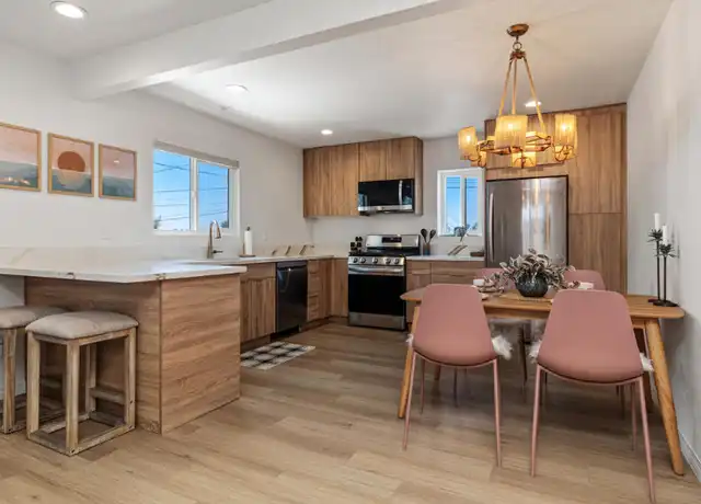Property at 425 N Nevada St Unit B, Oceanside, CA, 92054, 2 beds, 1 bath, [object Object]