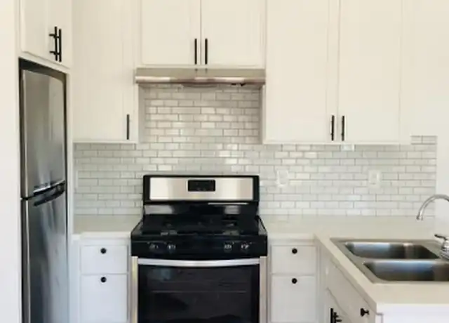 Property at 1657 Cimarron St Unit 2, Los Angeles, CA, 90019, 1 bed, 1 bath, [object Object]