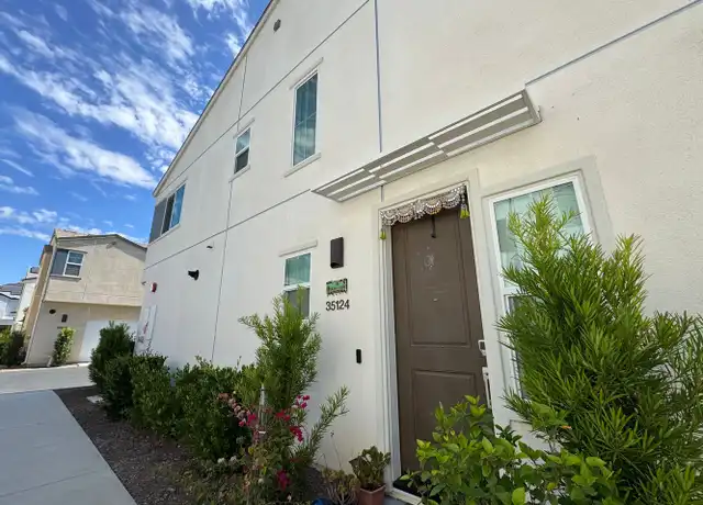 Property at 35124 Blossom Pl, Fallbrook, CA, 92028, 3 beds, 2.5 baths, [object Object]