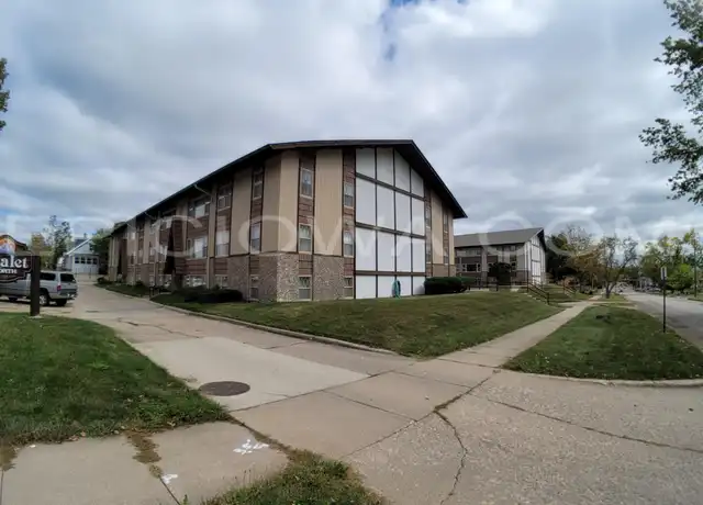 Property at 220 19th St NE Unit W-223, Cedar Rapids, IA, 52402, 2 beds, 2 baths, [object Object]