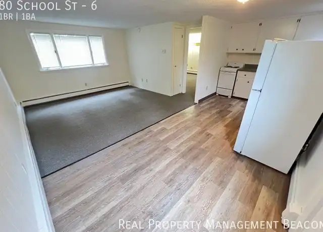 Property at 80 School St Unit 6, Lebanon, NH, 03766, 1 bed, 1 bath, [object Object]