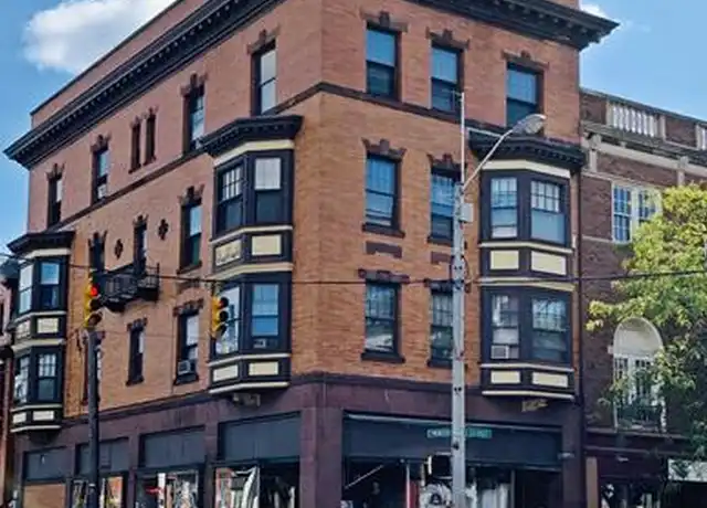 Property at 203 S George St Unit 2ND FLOOR, York, PA, 17401, 3 beds, 1 bath, [object Object]