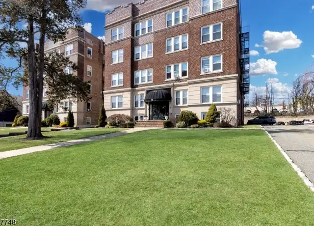 Property at 16 Forest St Apt 101, Montclair, NJ, 07042, 2 beds, 1 bath, [object Object]