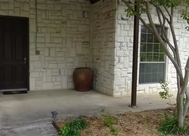 Property at 5551 Woodland Hl Unit D, Denton, TX, 76208, 2 beds, 1 bath, [object Object]