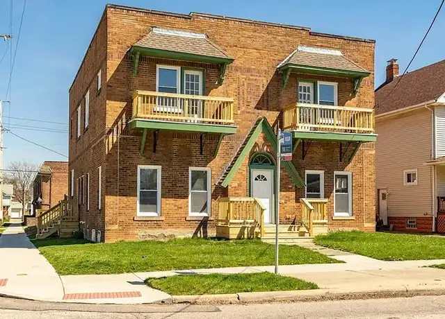 Property at 3495 W 98th St Unit 3, Cleveland, OH, 44102, 2 beds, 1 bath, [object Object]