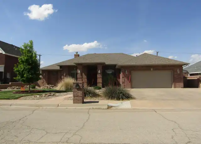 Property at 2104 W Ray Ave, Artesia, NM, 88210, 3 beds, 2 baths, [object Object]