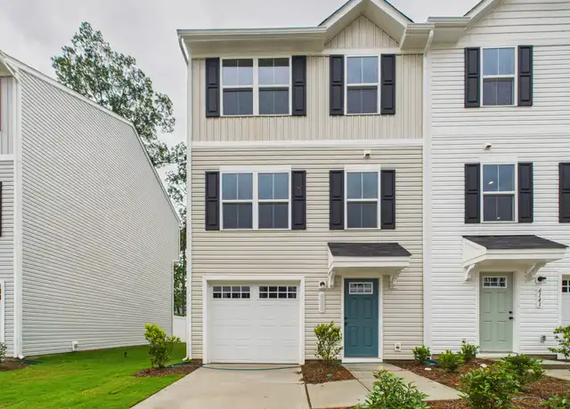 Property at 6137 Carrick Bend Ct Unit 1, Charlotte, NC, 28269, 3 beds, 2.5 baths, [object Object]