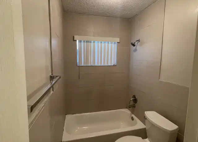 Property at 716 SW 16th Ave, Fort Lauderdale, FL, 33312, 1 bed, 1 bath, [object Object]