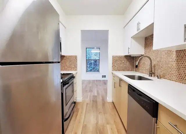 Property at Standard Bellevue - 2801 130th Ave SE, Bellevue, WA, 98005, 2 beds, 2 baths, [object Object]