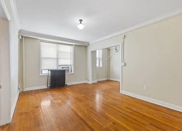 Photo of 28 E 16th St, Indianapolis, IN 46202