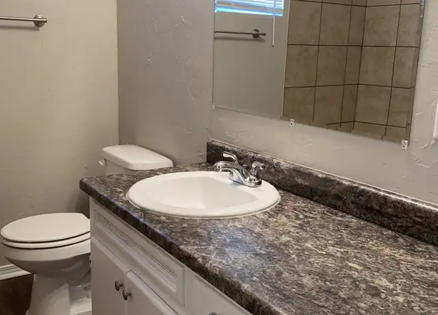 Property at 504 NW 92nd St, Oklahoma City, OK, 73114, 3 beds, 1 bath, [object Object]