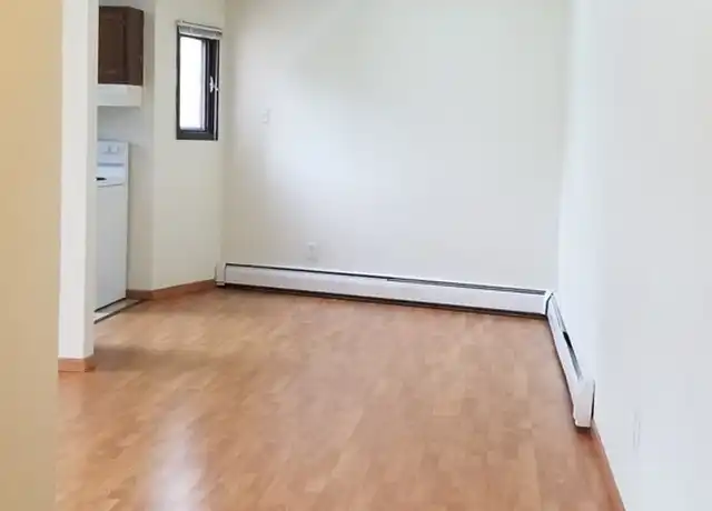 Property at 2742 Hennepin Ave S Unit 202, Minneapolis, MN, 55408, 2 beds, 1 bath, [object Object]