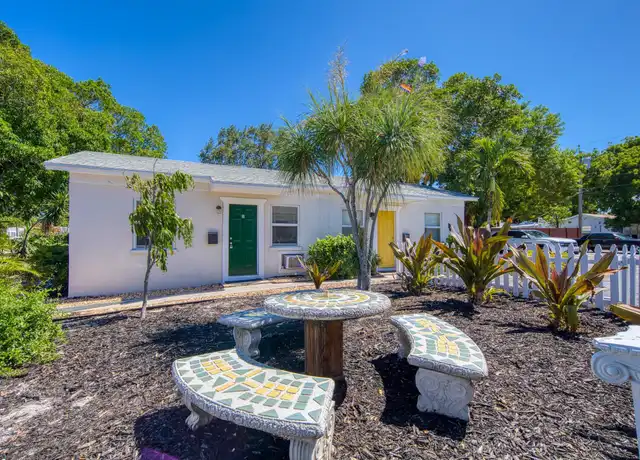 Property at 219 N E St #1, Lake Worth Beach, FL, 33460, 1 bed, 1 bath, [object Object]
