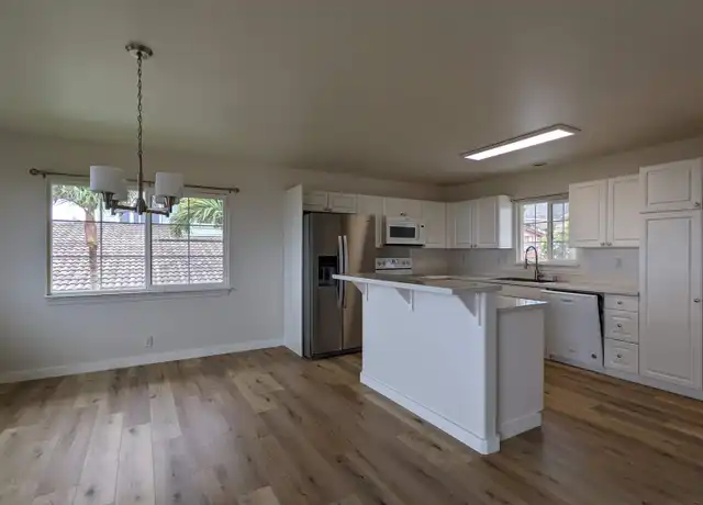 Property at 92-1502 Hoalii St, Kapolei, HI, 96707, 4 beds, 2.5 baths, [object Object]